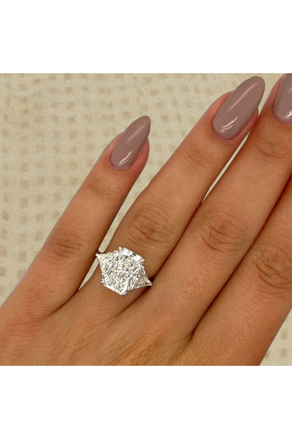 IGI Certified Lab Grown Diamond Ring 18k White Gold Radiant Cut 3.75 Ct E F VVS2