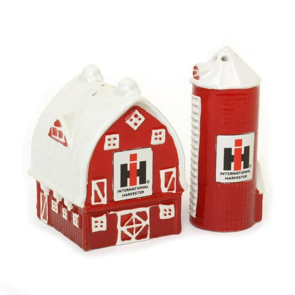 IH Barn and Silo Salt & Pepper Shaker Set