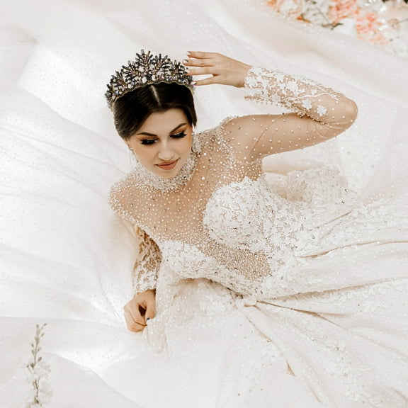 IMIKEYA 1Pc Vintage Baroque Wedding Crown Black Rhinestones Hair Accessory Lightweight Elegant Decoration