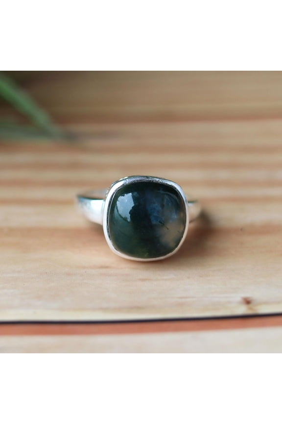 Green Moss Agate Ring, Boho Crystal Ring, 925 Silver Ring, Nature Inspired Ring, Healing Crystal Ring, Cabochon Ring, Earthy Stone Ring,