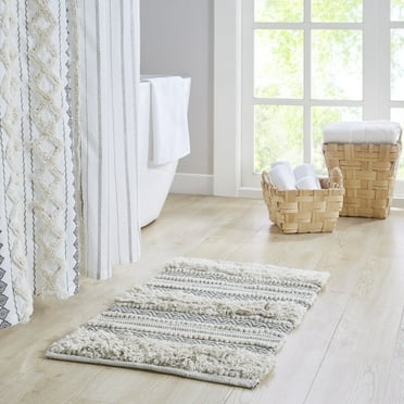 INK+IVY Bathroom Rug, Handwoven Cotton Bath Mat, Skid Resistant Boho Bath Rug for Bathroom, Grey, 20x32"