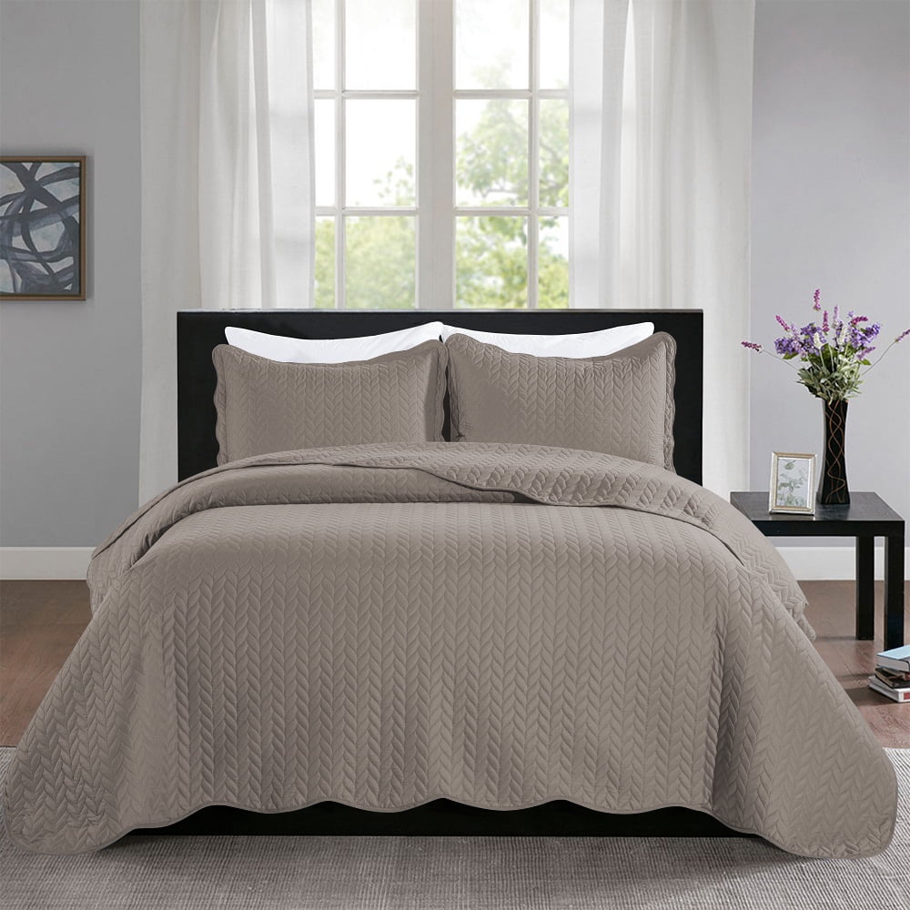 IR Imperial Rooms 3-Piece Quilt Set Soft Chevron Pattern Winter Bedspread & Coverlet Reversible 2 Shams Beige King Size