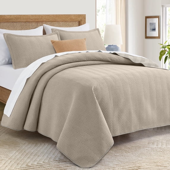 IR Imperial Rooms 3-Piece Linen Quilt Set, Ultrasonic Chevron Pattern Bedspread Soft Lightweight Coverlet, Queen, Beige