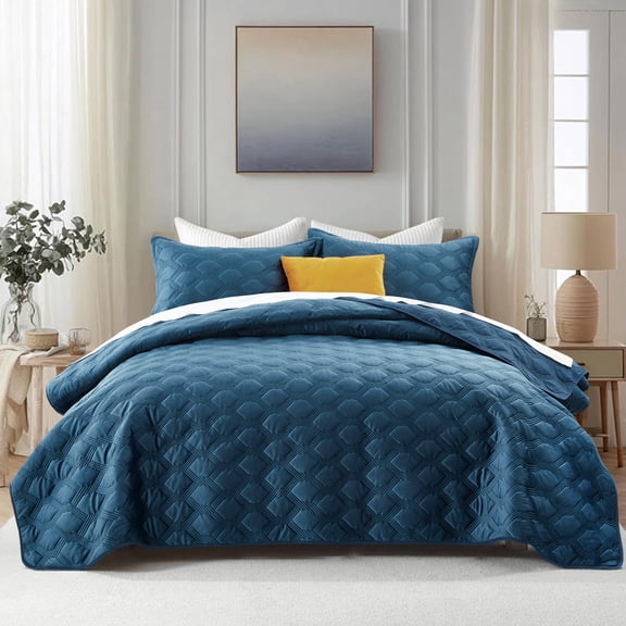 IR Imperial Rooms Luxury Velvet Quilt Set Ultrasonic Embossed Bedspread Geometric Pattern 2-Piece Soft Reversible Twin Size Navy