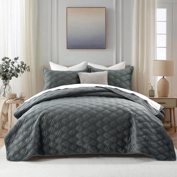 IR Imperial Rooms Velvet Quilt Set 3 Piece Geometric Ultrasonic Embossed Bedspread Reversible 350GSM Soft Brushed Microfiber Gray Full/Queen