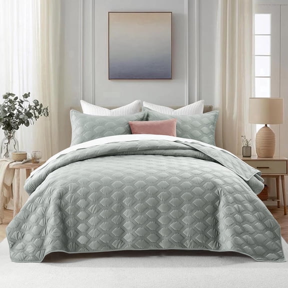 IR Imperial Rooms Velvet Quilt Set Bedspread Reversible King Size 3 Piece Silver Geometric 350GSM Ultra Soft Lightweight Washable Bedding