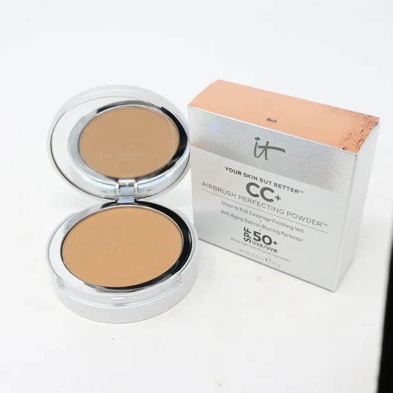 IT Cosmetics Celebration Foundation Illumination - Rich