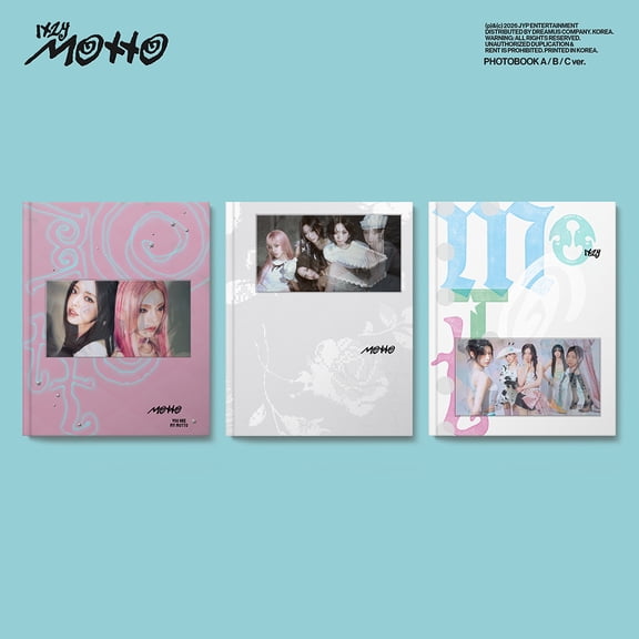 ITZY - [MOTTO] Mini Album PHOTOBOOK RANDOM Version
