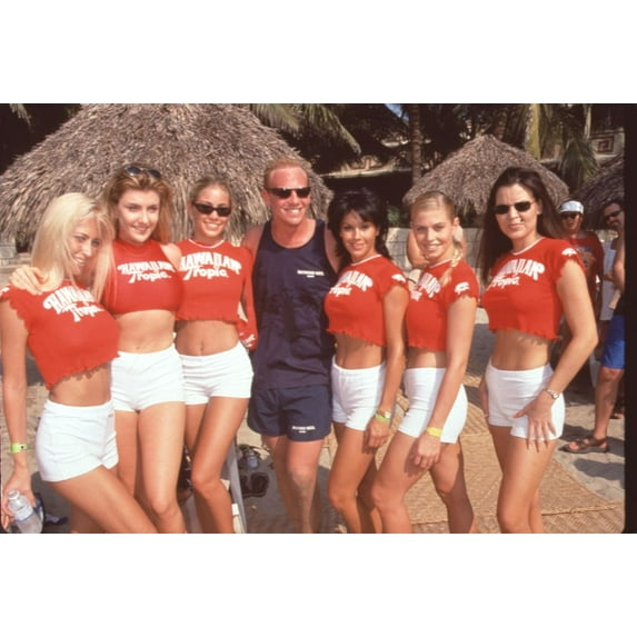 Ian Ziering With Hawaiian Tropic Girls Photo Print (8 x 10) - Item # CPA1008
