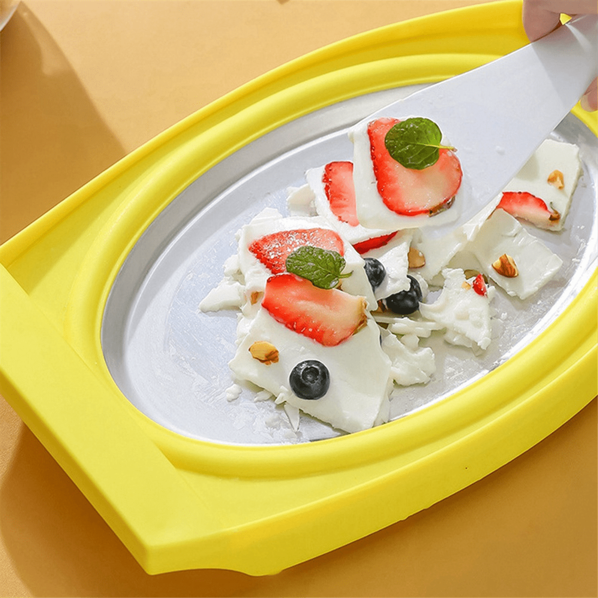 Frozen tray to make ice cream hotsell