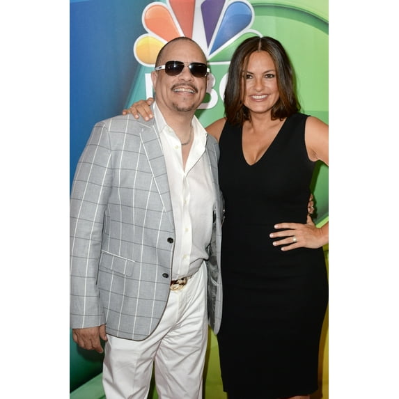 Ice-T, Mariska Hargitay At Arrivals For Nbc Network Upfronts 2015, Radio City Music Hall, New York, Ny May 11, 2015. Photo By Kristin CallahanEverett Collection Celebrity (16 x 20)
