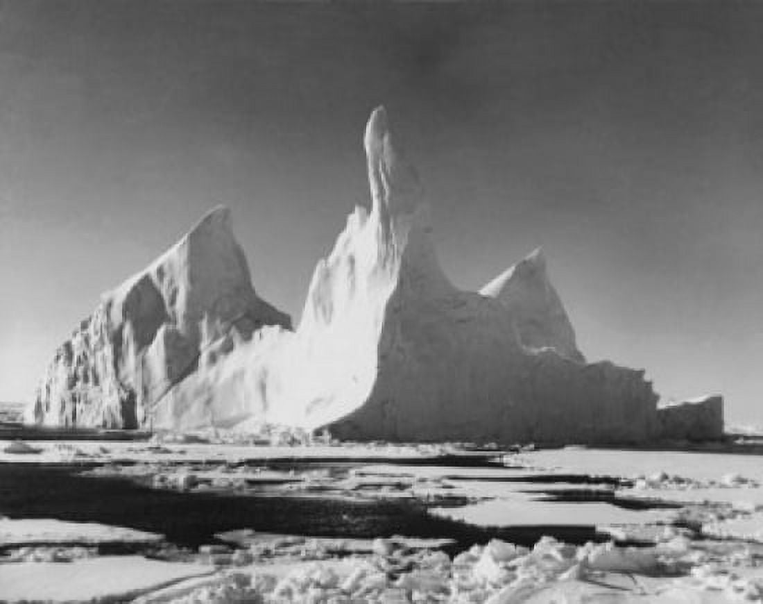 Iceberg floating on water Canvas Art - (18 x 24)