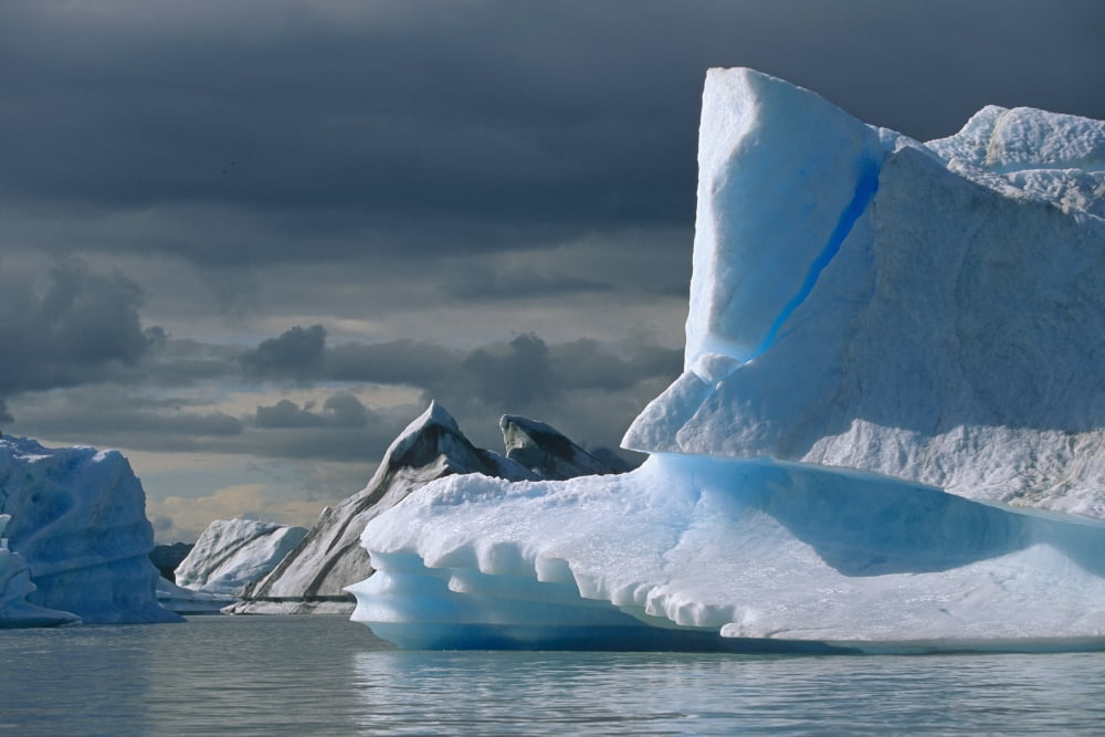 Icebergs In Harlequin Lake Summer Scenic Se Ak Russel Fjord Wilderness Canvas Art - RE Johnson Design Pics (17 x 11)