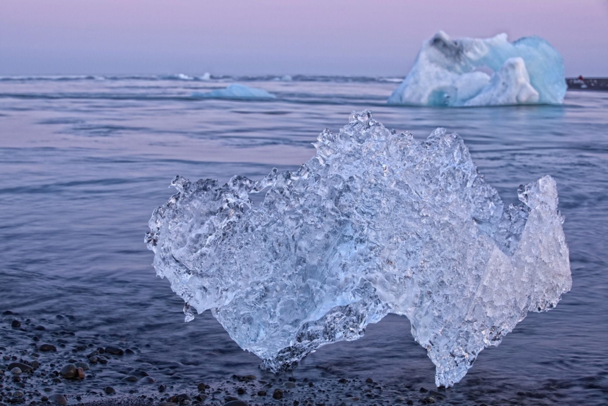 Icebergs on the shoreline of the Atlantic Ocean Iceland Canvas Art - Robert Postma Design Pics (17 x 11)
