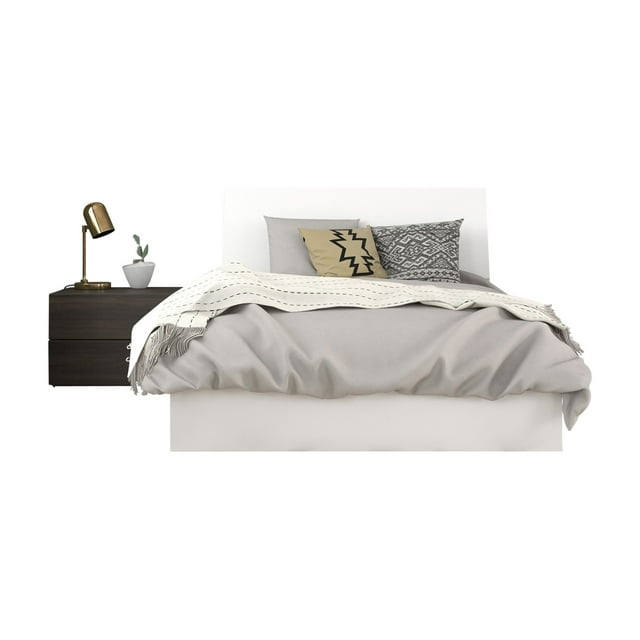Icon 3 Piece Full Size Bedroom Set, Ebony & White