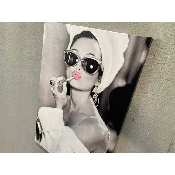 Iconic Poster, Abstract Printed, Make Up Wall Art, Audrey Hepburn Poster, Modern Poster, Lip Woman Artwork, Fashion Art Canvas, Canvas Wall Decor - White Framed