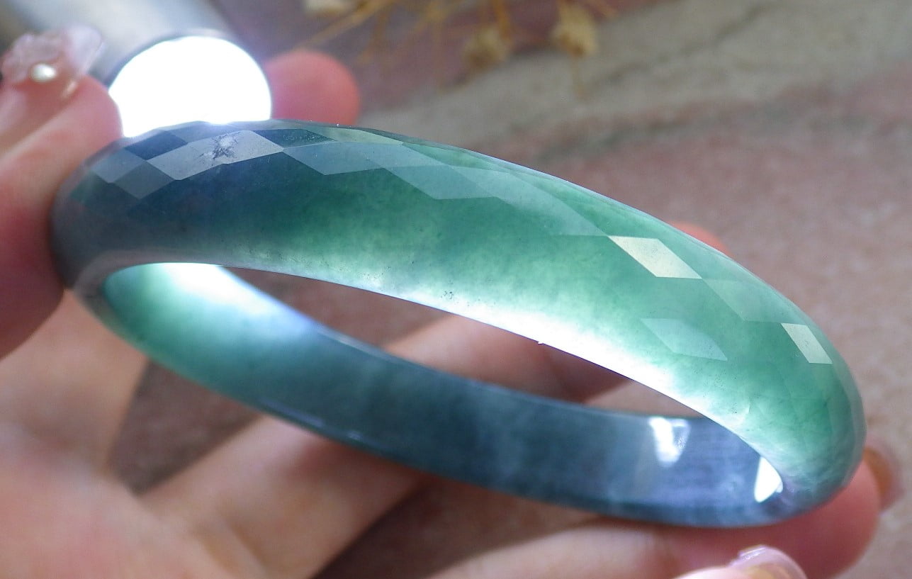 Icy Green Natural A JADE Jadeite Dia Cut Bangle Bracelet 59 mm 683118 TN