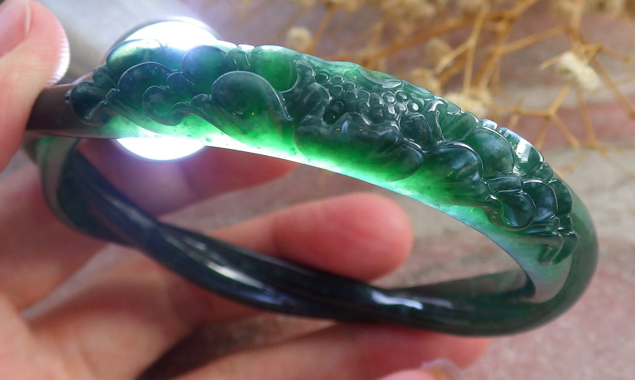Icy Green Natural A JADE Jadeite Flower Knotted Bangle Bracelet 61 mm 683959 TN