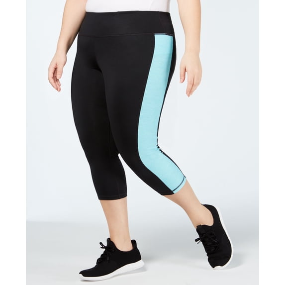 Plus Size Colorblocked Capri Leggings Crystal Mist 3X