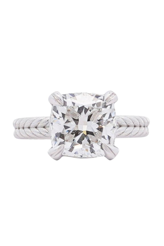 Igi Cert. 4.27 Carat Lab Grown F/Vs2 Cushion Diamond Double Band Textured Ring