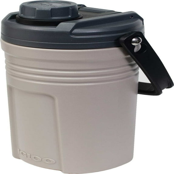 Igloo Titan Roto Molded 40 OZ Jug,Beige,40 Oz