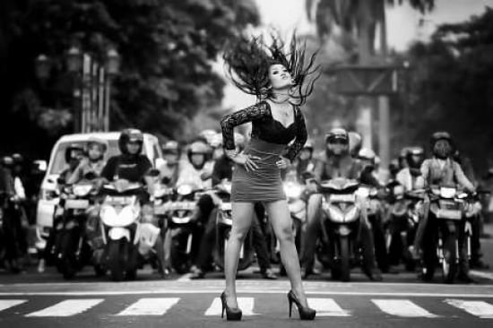 Ignore It Enjoy Poses On The Streets Canvas Art - M Salim-Bhayangkara (12 x 18)