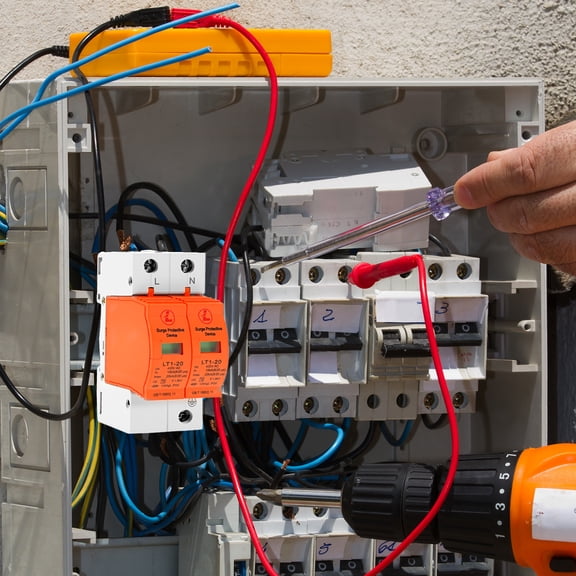 Ikoopy PC Plastic Discharger Device Quick Response Multipurpose Electrical Appliance Surge Protector for Electrical Charging Equipment