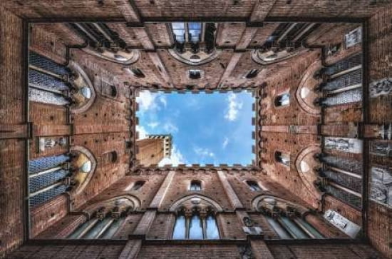 Il Palazzo del mangia Siena Canvas Art - Massimo Cuomo (12 x 18)
