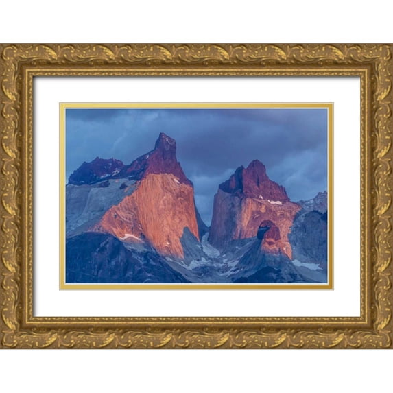 Illg, Cathy and Gordon 18x13 Gold Ornate Wood Framed with Double Matting Museum Art Print Titled - Chile, Torres del Paine NP The Horns mountains