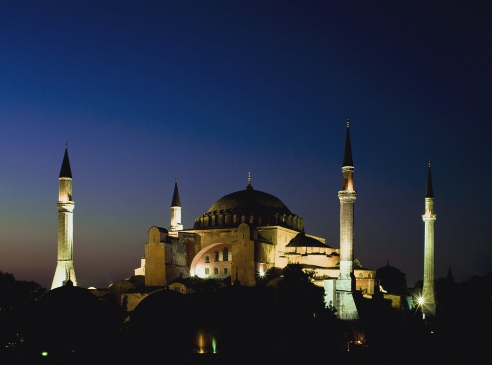 Illuminated Hagia Sophia Mosque At Dusk Canvas Art - Ellen Rooney Design Pics (18 x 13)