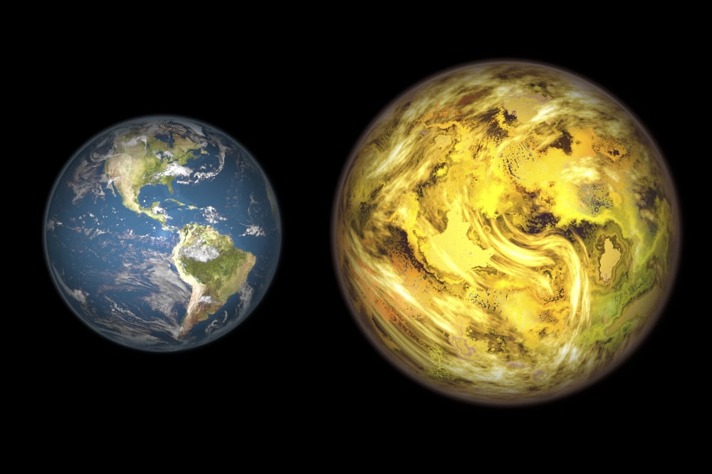 Illustration comparing the size of extrasolar planet Gliese 581 c with that of the Earth Canvas Art - Walter MyersStocktrek Images (35 x 23)