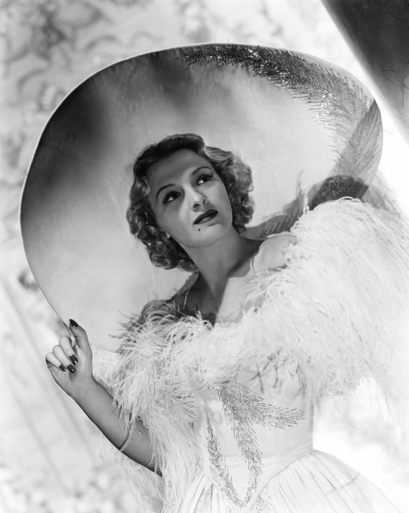 Ilona Massey Canvas Art - (16 x 20)