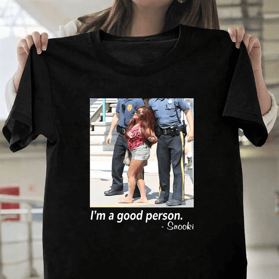 Im A Good Person Snooki The Jersey Shore Quote Retro Art Unisex T-Shirt, for men & women, up to size 5XL.