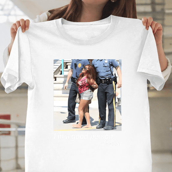 Im A Good Person Snooki The Jersey Shore Quote Retro Art Unisex T-Shirt, for men & women, up to size 5XL.
