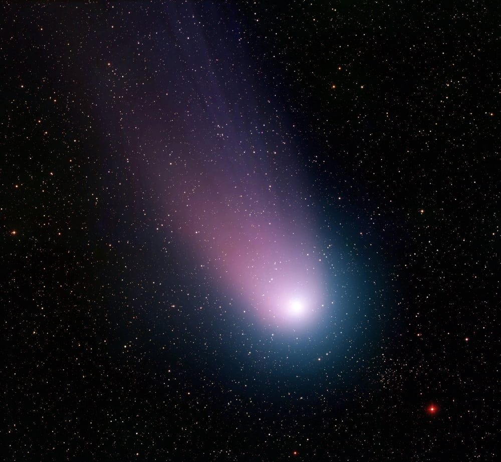 Image of comet C2001 Q4 (NEAT) Canvas Art - Stocktrek Images (29 x 27)