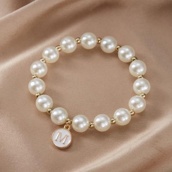 Fashionable Bracelets Imitation Pearl 26 Alphabet Bracelet Versatile Elastic Cord Beaded Accessories for Women Unique for Loved Ones