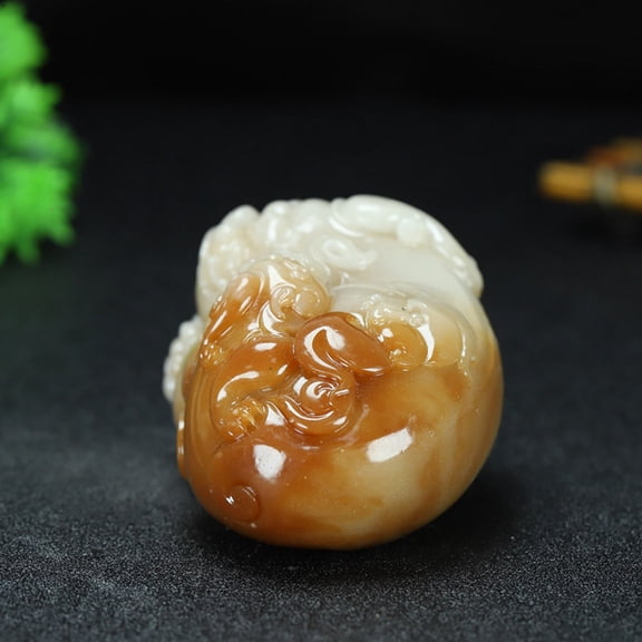 Imitation Yellow Jade Pixiu Figurine Handheld Feng Shui Wealth Beast Carving Amulet Ornament for Home Office or Gift