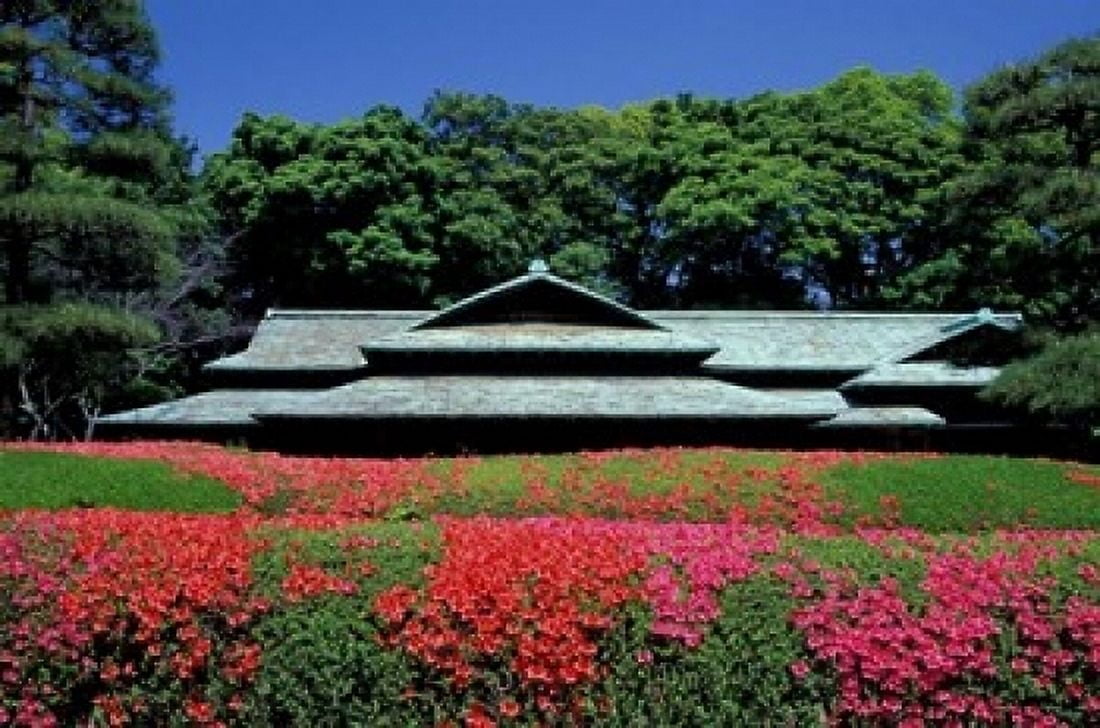 Imperial Palace Tokyo Japan Canvas Art - Rob Tilley DanitaDelimont (36 x 24)