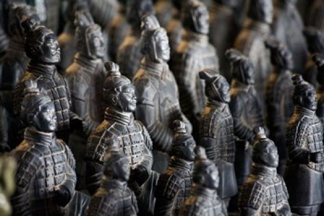 Imperial terra cotta warriors in battle formation Canvas Art - Dave Bartruff DanitaDelimont (35 x 23)