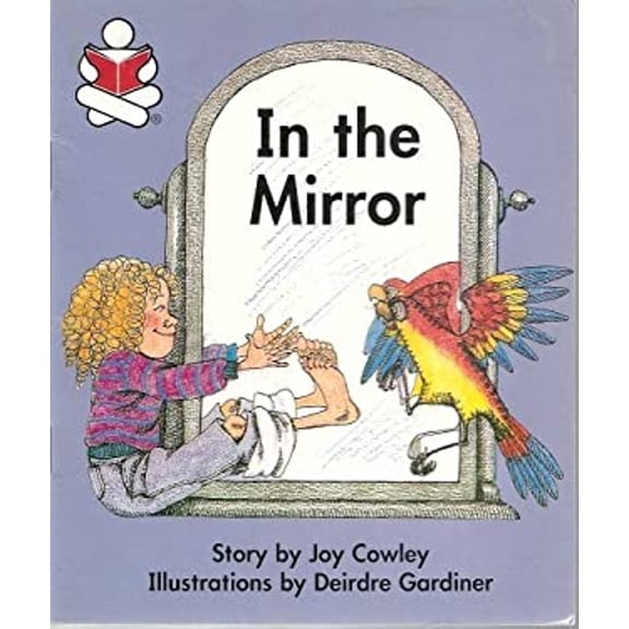 Pre-Owned In the Mirror (The Story Box, Level 1, Set A) (Paperback) 0780274067 9780780274068