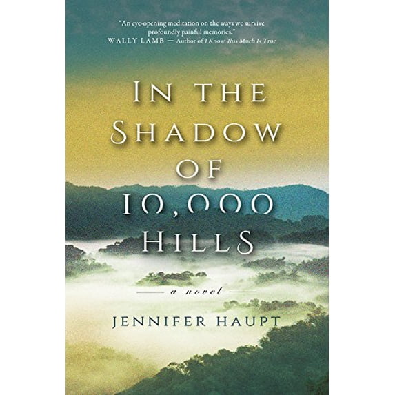 Pre-Owned In the Shadow of 10,000 Hills (Paperback) 1771681330 9781771681339