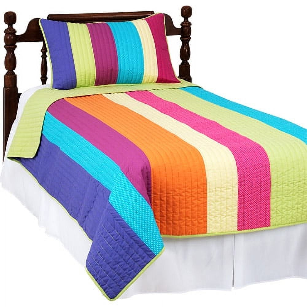 InStyle, Delightful, Quilt and Sham Set