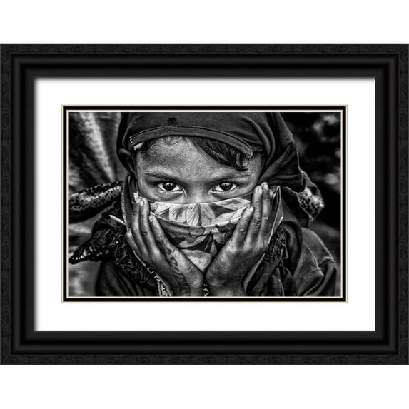 Inazio Kuesta, Joxe 14x11 Black Ornate Wood Framed with Double Matting Museum Art Print Titled - Rohingya Refugee Girl - Bangladesh