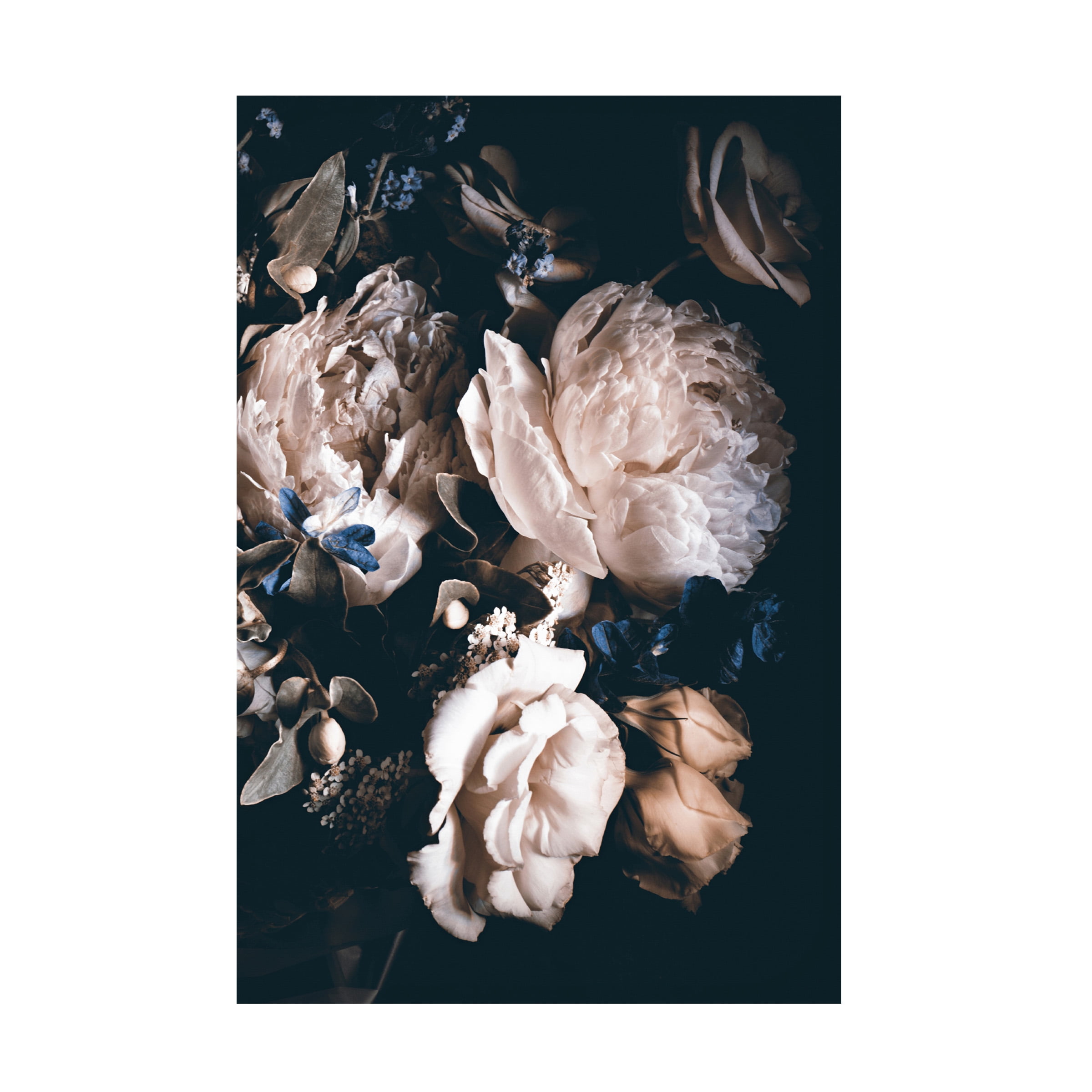 Elegant Floral Bouquet Canvas Art in Black and White, 32" x 22"