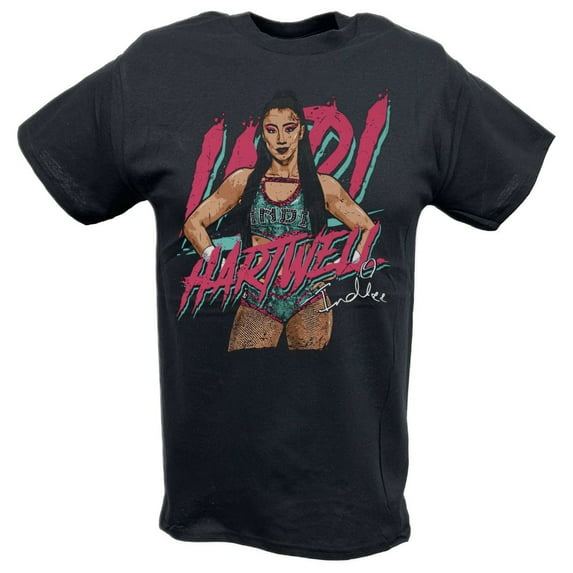 Indi Hartwell Pose Black T-shirt
