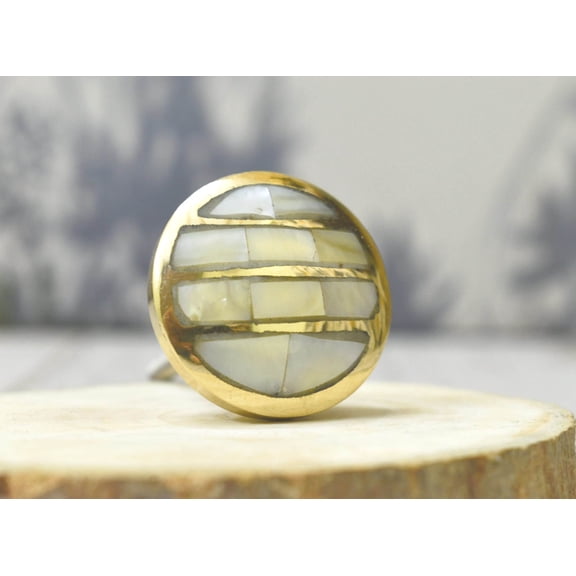 India House Mother of Pearl Dresser Pull Knob,Gold Drawer Knob,Beautiful Gold Metal,Brass Knobs, Pulls, Elegant,Unique, Decorative Cabinet Pulls, set of 6