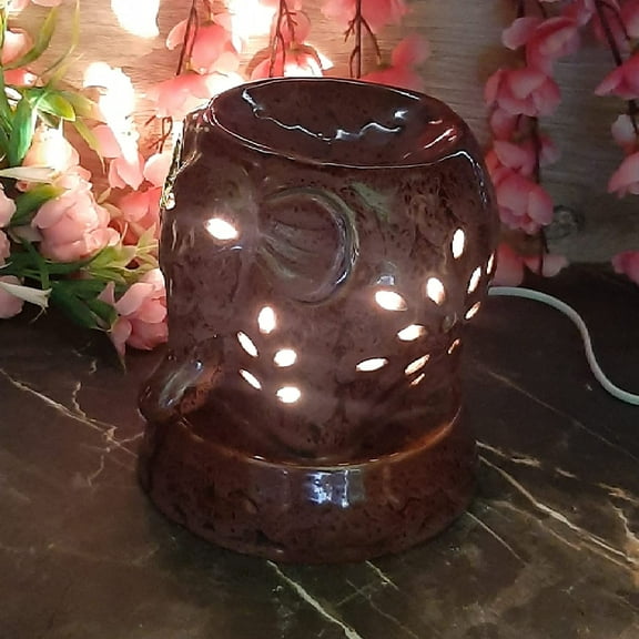 India Meets India Ceramic Aroma Electric Diffuser [Maroon], Elephant Shaped Aroma Diffuser, Aromatherapy Diffuser for Air Freshener/Home/Offices/Bars/Restaurants/SPA/Gym/Yoga/Meditation, 6.5 x 6 in