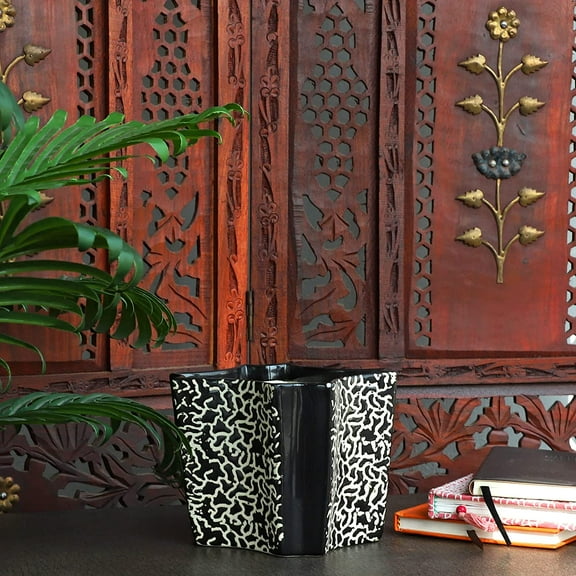 India Meets India Ceramic Small Planter/Pot [Black], Decorative Planter for Home Dcor/Living Room/Office/Table Top/Dining Area and Windowsill Dcor, 5.5 x 5 inches