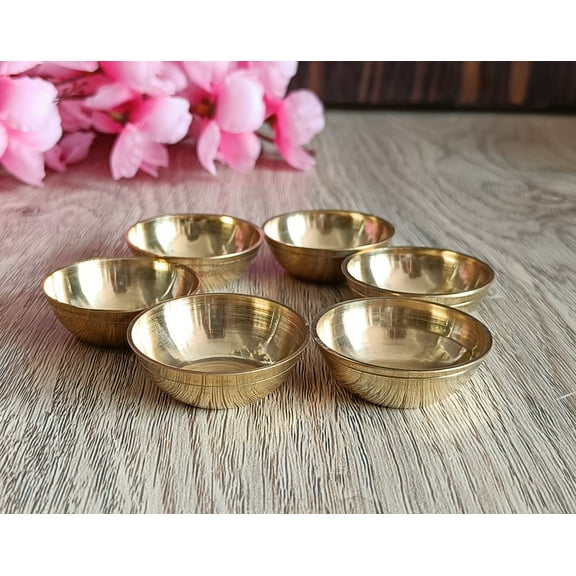 India Meets India Decorative Brass Mini Bowls, Golden Color, Collectible Items for Home Dcor/Office/Living Room /Bedroom, Brass Dcor Item, Set of 6 Bowls