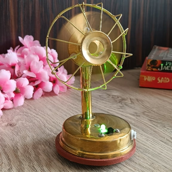 India Meets India Decorative Brass Mini Fan, Golden Color, Collectible Items for Home Dcor/Office/Living Room /Bedroom, Brass Dcor Item